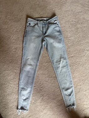 KanCan Light Gray Skinny Jeans with Distressed Hem